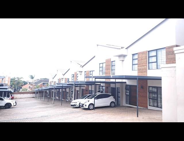 4 BEDROOM TOWNHOUSE FOR SALE IN MORNINGSIDE